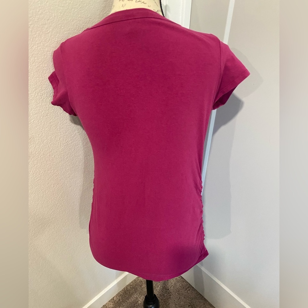 Planet Motherhood - Women's V-Neck Maternity Top - Purple / Pink Medium EUC - Picture 3 of 4